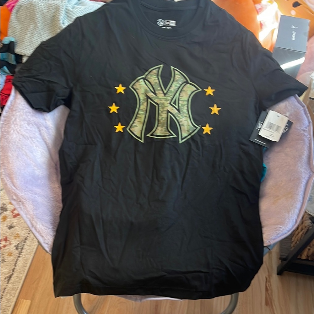 New York Yankees Black T-Shirt